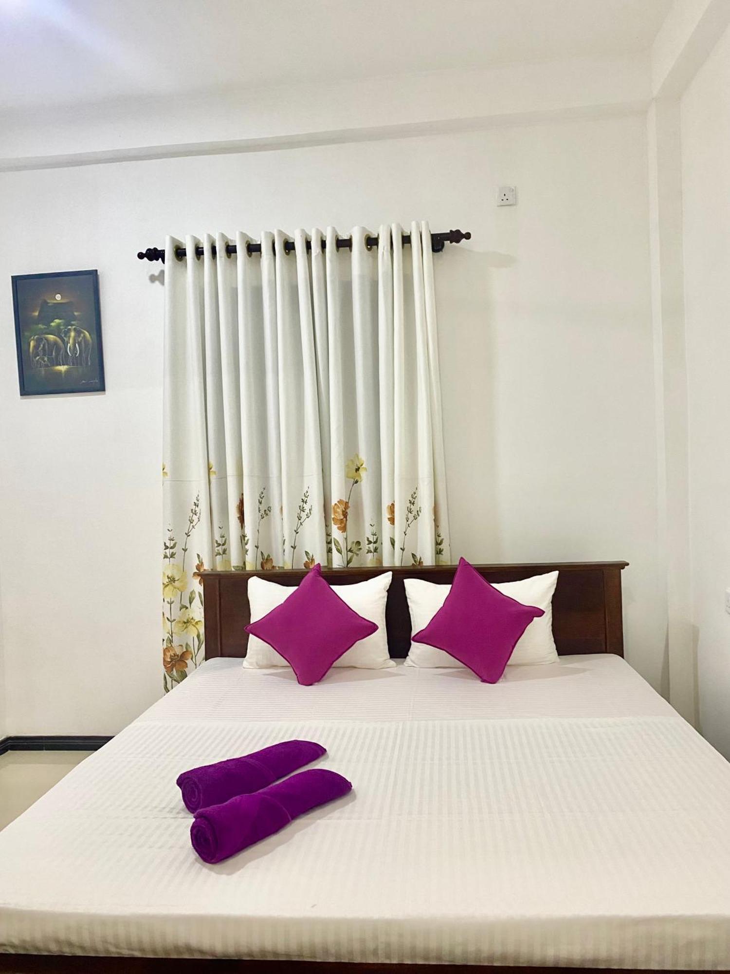 Mario Family Villa And Restaurant Negombo Ngoại thất bức ảnh