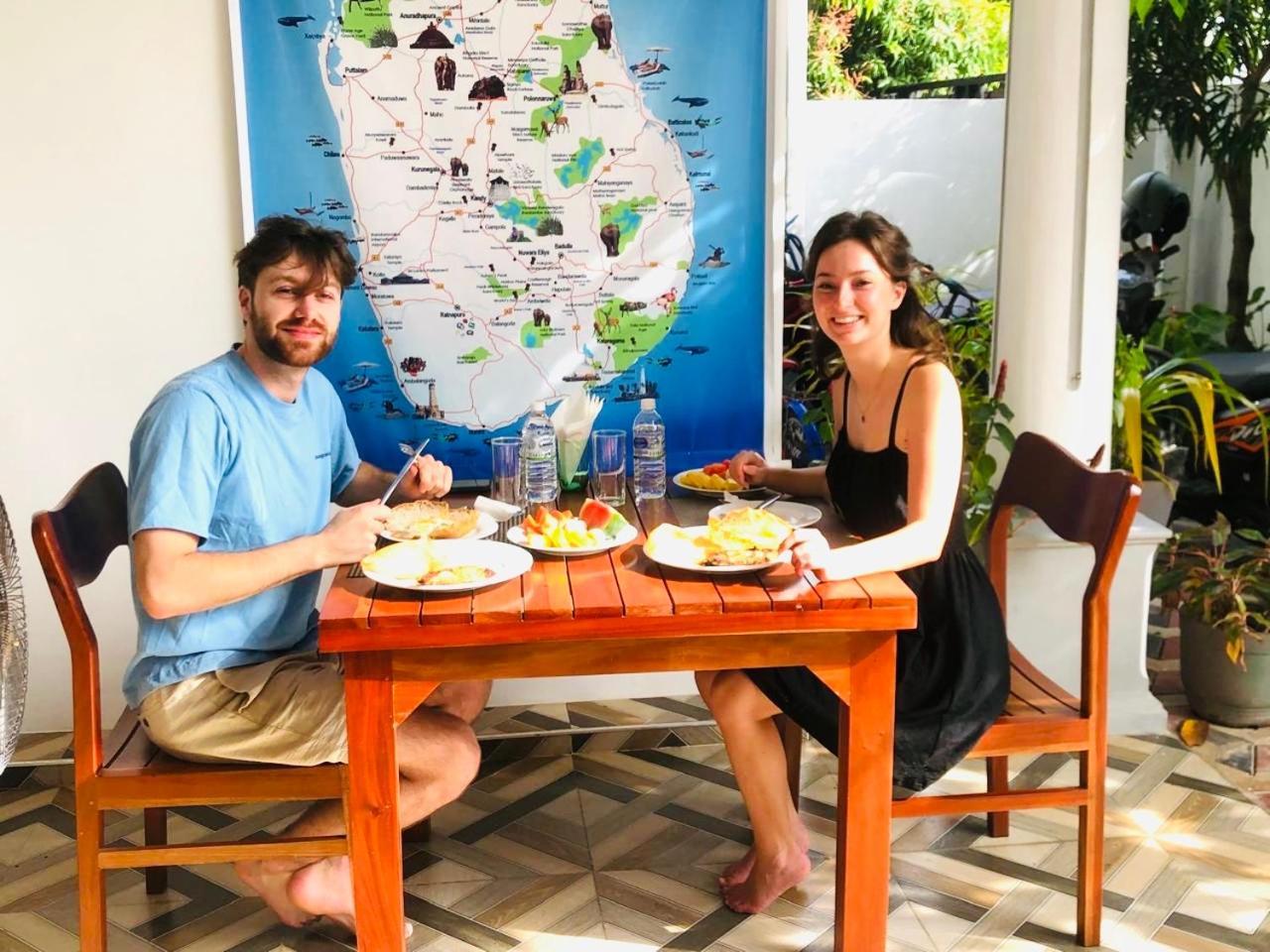 Mario Family Villa And Restaurant Negombo Ngoại thất bức ảnh